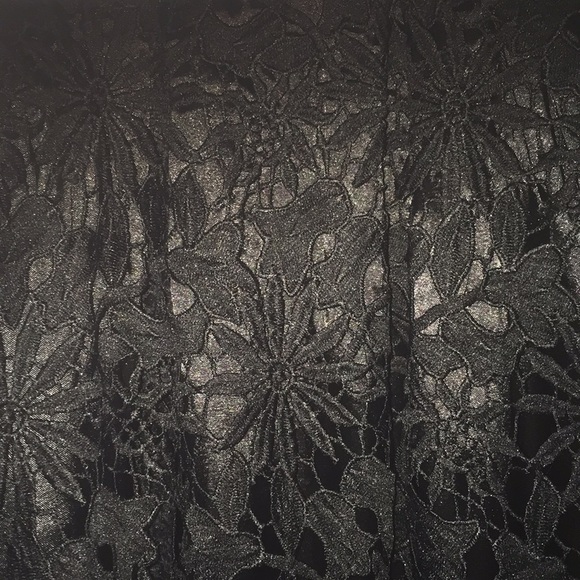 Ori-ali Black applique t-length dress - Picture 2 of 5